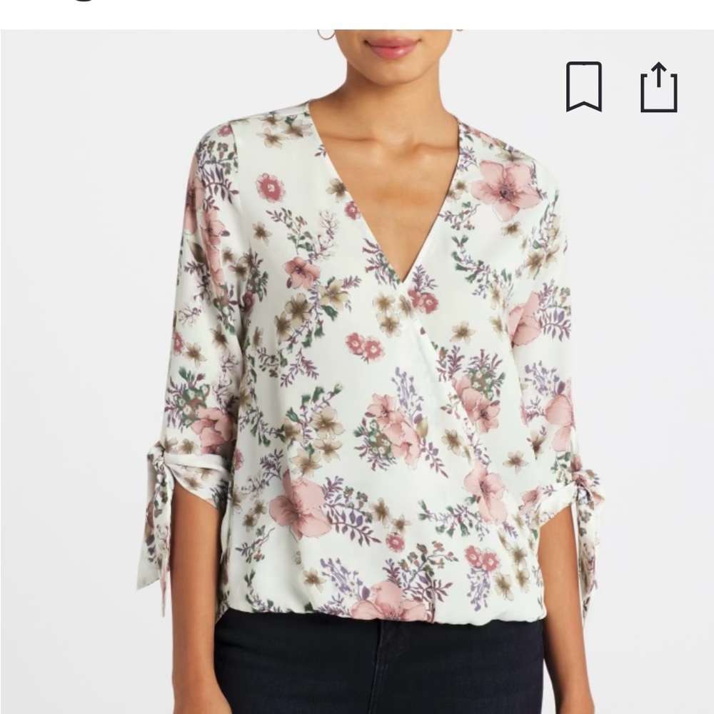 BEACON
Allan Surplice Tie Sleeve
High Low Blouse